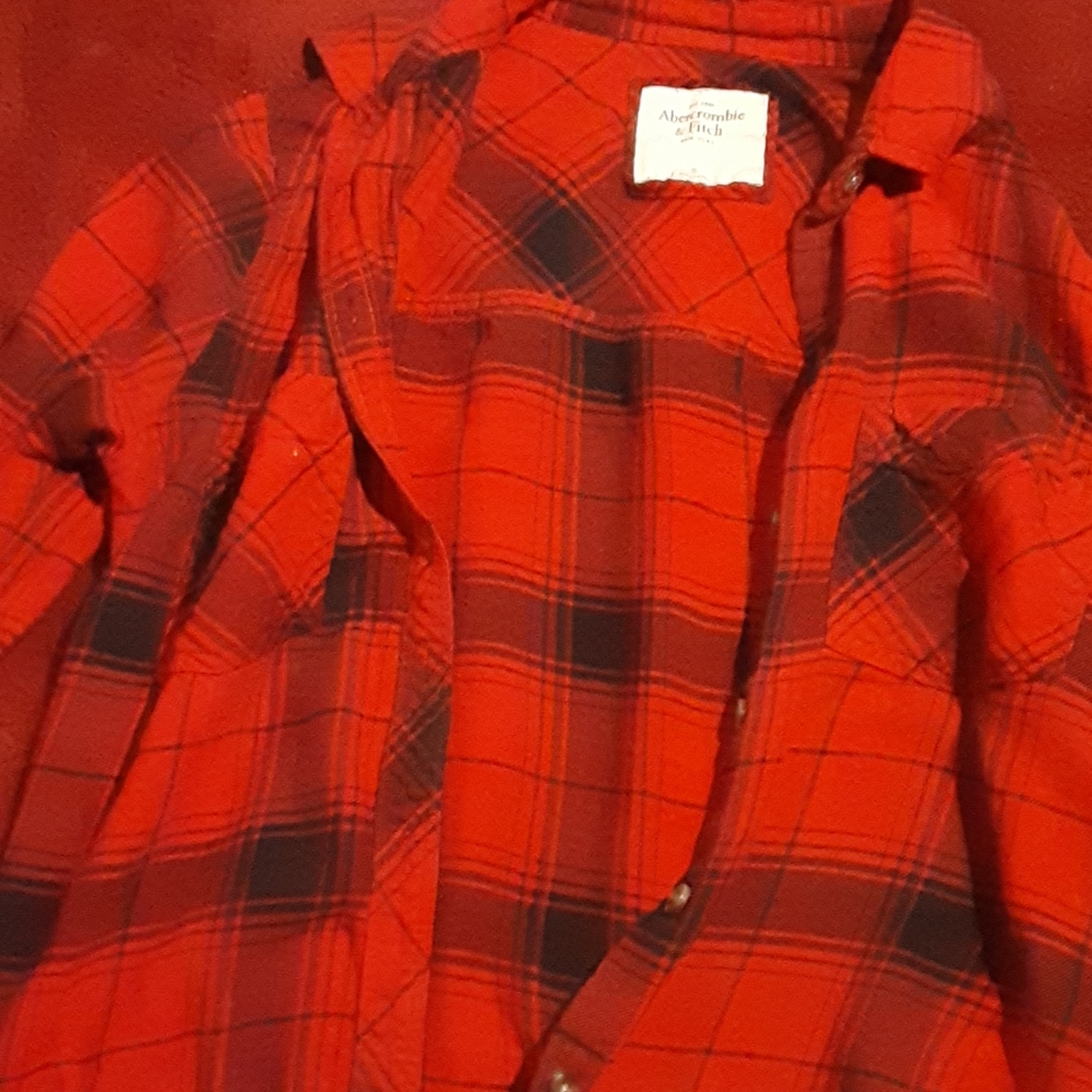 Abercrombie & Fitch button up top